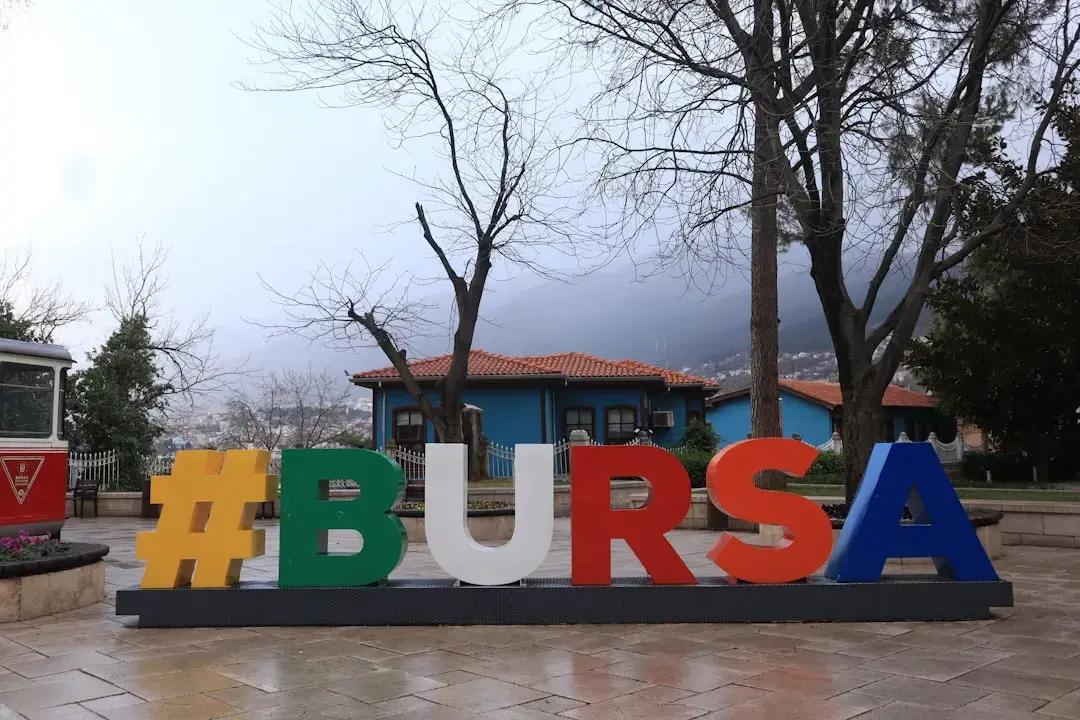Când bucuria nașterii e umbrită: Cum îți ajuți partenera cu depresia postpartum