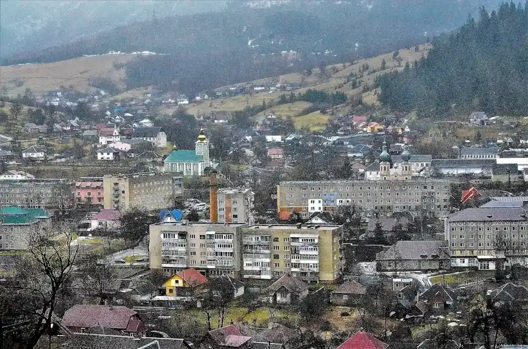 Învățarea copiilor să salveze: o abilitate de viață valoroasă