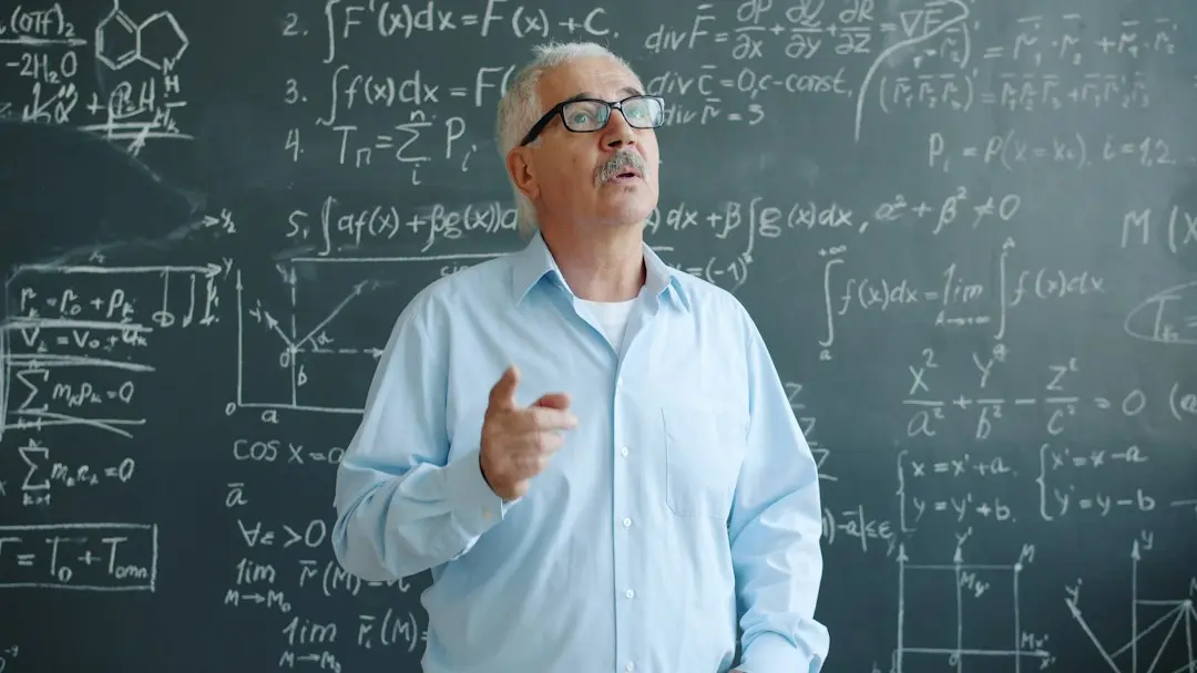 Cum pot profesorii să oprească violența și hărțuirea în școli
