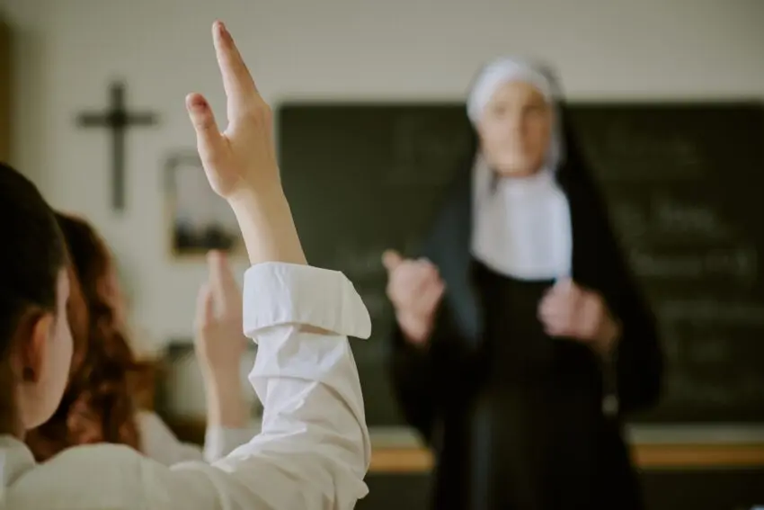 De la ortodoxie la școala catolică: cum mi-am schimbat opinia despre educația religioasă
